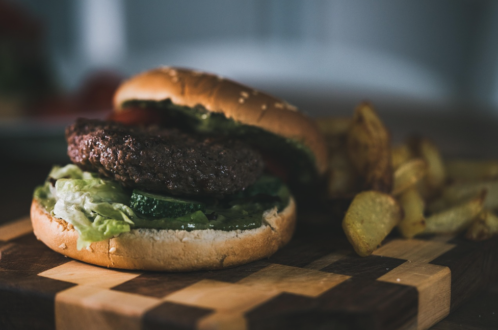 Flavour-Packed Burgers to Try: A Culinary Journey Between the Buns